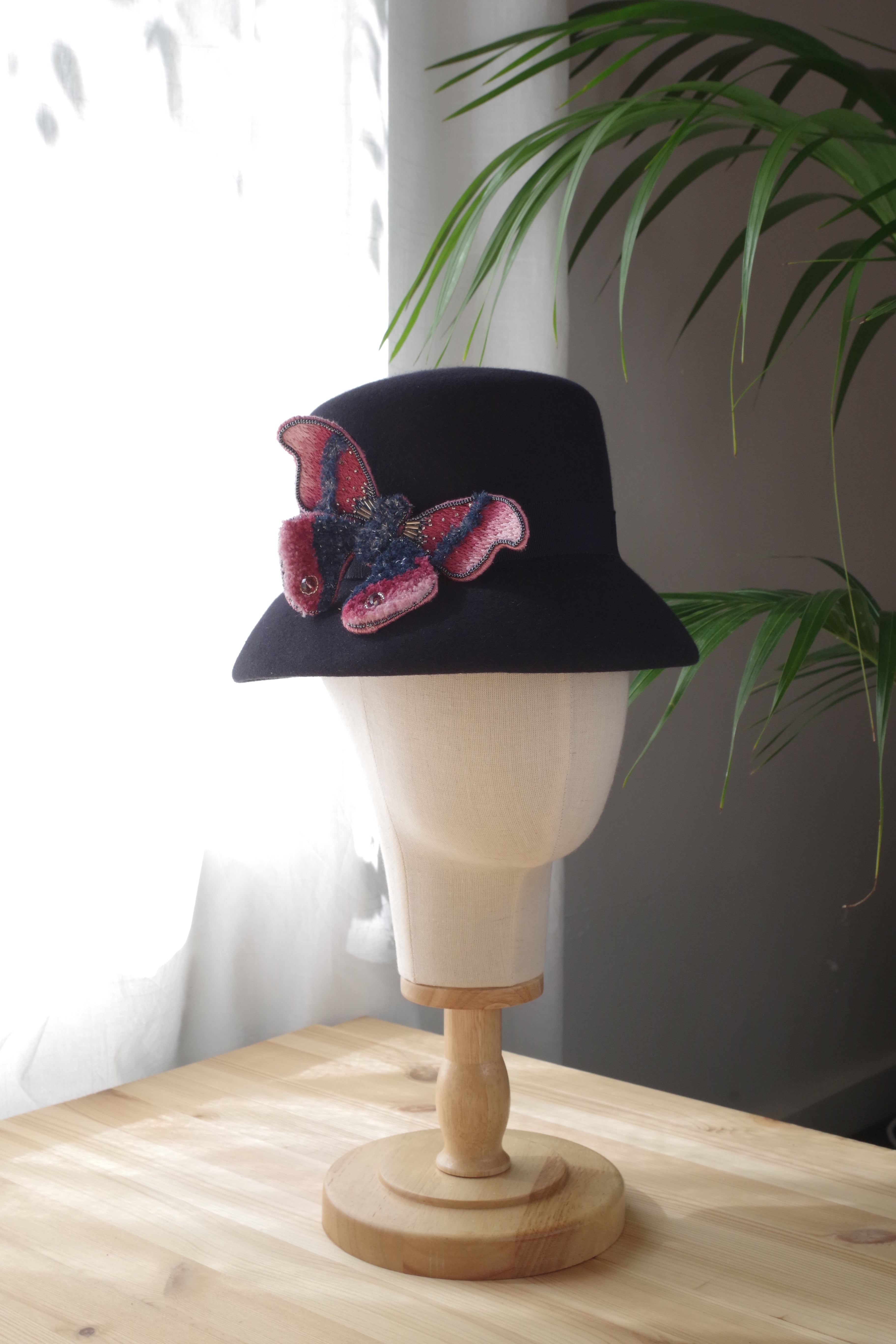 Furfelt Bucket Butterfly