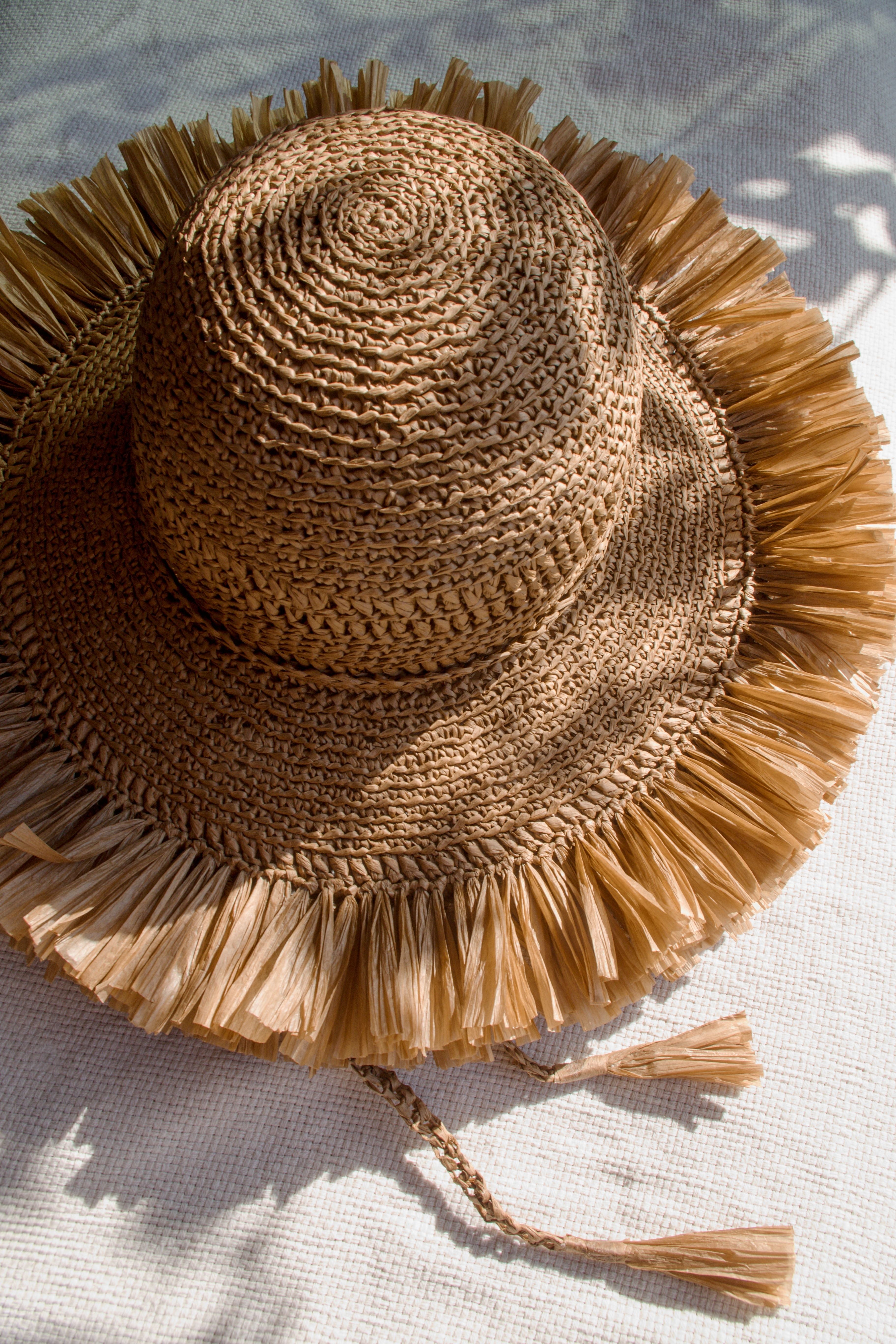 Golden Breeze Resort Hat