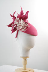 Elegant fascinator hat