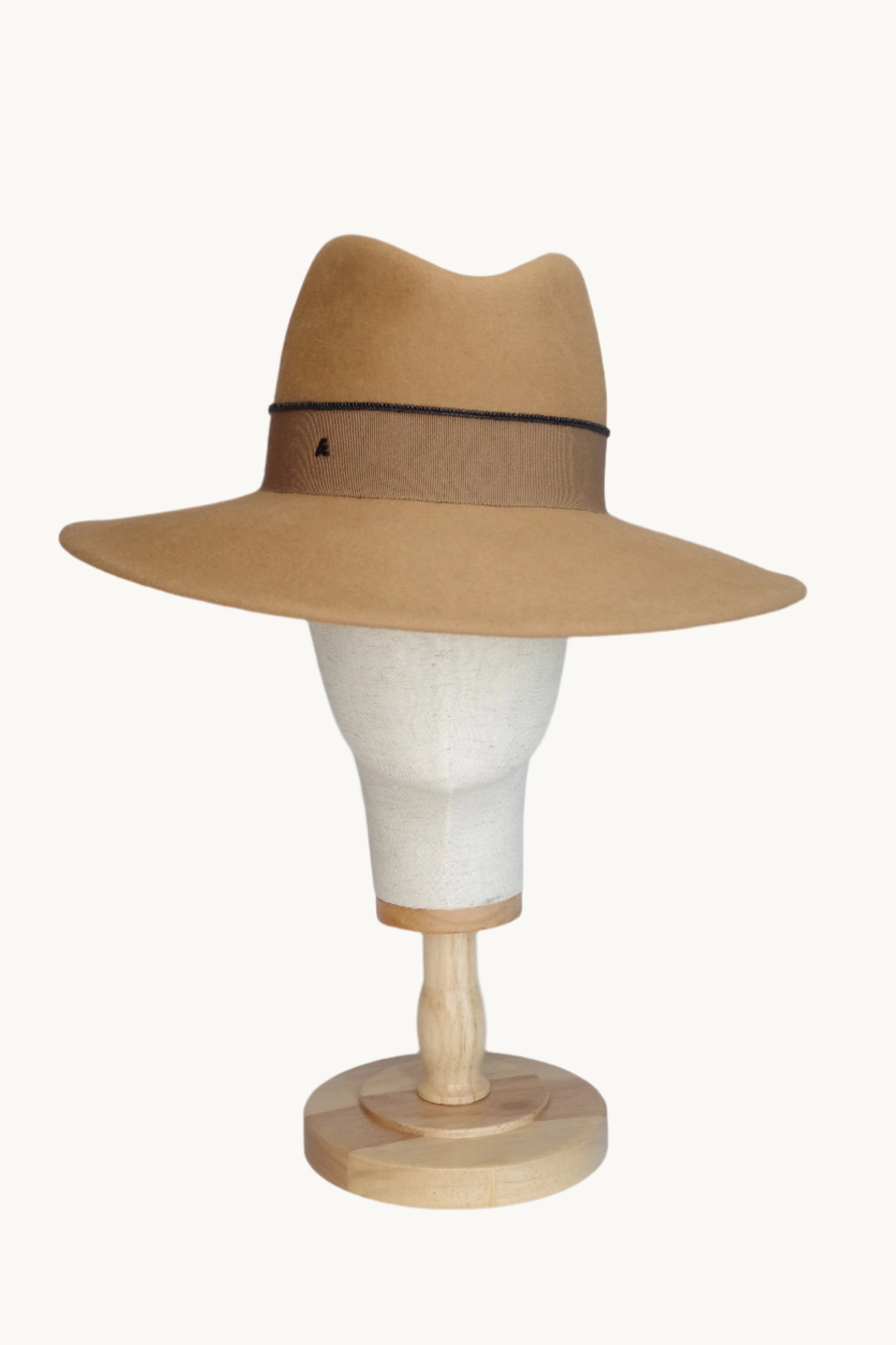 Brown fur felt hat with ribbon